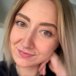 Meet your Posher, Kimberly